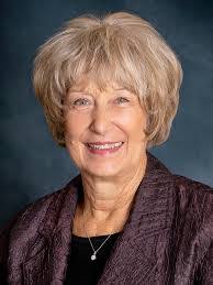 Diana Leigh's Instagram, Twitter & Facebook