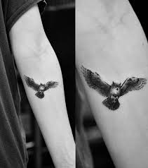 Realistic Bird Of Prey Tattoo 12 Realistic Flying Owl Tattoo Designs And Ideas Petpress In 2020 Bird Tattoos Arm Cute Owl Tattoo Owl Tattoo Small