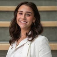 Alyssa Welch's Instagram, Twitter & Facebook