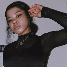 Stream Samara Reed music