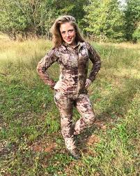 Maybe you would like to learn more about one of these? Pin By Arsi Halla Aho On Kivoja Vaatteita Camo Girl Hunting Clothes Camouflage Fashion