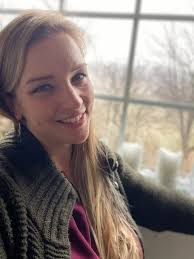 I'm looking for a hair stylist preferably under $250 it's just my budget  right now 😭 if I need to wait I can, it's not urgent. Looking to book for  August or