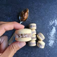 Mini Alfajores De Maizena Cornstarch Cookies Alfajores Receta Alfajor De Maizena Alfajores