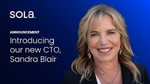 Sandra Sola's Instagram, Twitter & Facebook