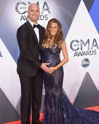 Kramer wore a custom galia lahav gown with honey pearls and embroidered trims for the ceremony, which took place in a rustic. Jana Kramer S Difficult Journey Of Her Pregnancy With Her Husband Mike Caussin Had Five Miscarriages Know Her After Pre Pregnancy Married Biography