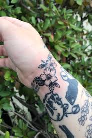 Alibaba.com offers 863 tattoo filler products. Tattoo Uploaded By Taylor Geiger Flower Gap Filler Tattoo 1122938 Tattoodo