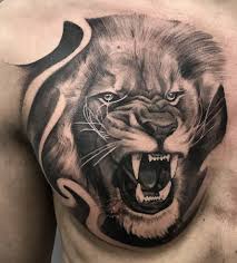 50 Eye Catching Lion Tattoos That Ll Make You Want To Get Inked Black Gray Lion Tattoo C Tattoo Arti Tatuagens De Leao Fotografia De Leao Tatuagem De Leao