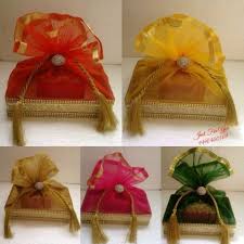 Search For Just For You Return Gifts Trousseau Pack On Facebook Wedding Gifts Packaging Wedding Gift Pack Indian Wedding Gifts