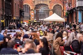 Outdoor bar table uk daily mail. Beer Gardens Packed On First Friday Night After Uk Lockdown Eased Daily Mail Online