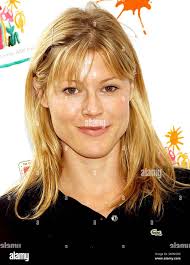 Julie elizabeth hi-res stock photography and images