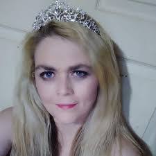 Jeanette Simpkins's Instagram, Twitter & Facebook