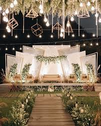 Ceiling Design Stage Tempat Pernikahan Dekorasi Meja Pernikahan Ide Perkawinan