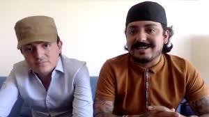 Pablito (pedro fernández) es un niño que su madre esta en la prisión injustamente y a su padre no lo conoció. Quien Es Quien El Juego Que Pone En Jaque A Los Dos Carnales La Mejor