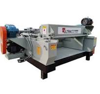 4FT Ultra Core Veneer Cutting Machine Used for Birch Wood