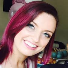 Mandy Ennis (@MandyEnnis30)