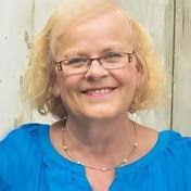 Patricia Vandusen's Instagram, Twitter & Facebook