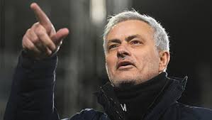 The club can today announce that jose mourinho and his coaching staff joao sacramento, nuno breaking: Jdsk32ilwhar M