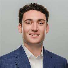 I'm excited to announce that I am starting a new position as Graduate  Manager with the Syracuse Men's Basketball team while pursuing my Masters  degree in Entrepreneurship. I want to thank Coach… |