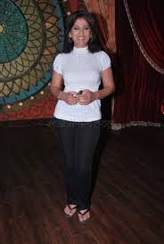 hot south girls pictures: Archana Puran Singh Bollywood Hot Actress Photos  Biography Videos Wallpapers 2011