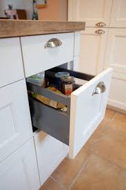 Moderne Landhauskueche Weiss Klassisch Holz Kueche Kochinsel Bora Neff 075 Landhauskuche Haus Kuchen Hacker Kuchen