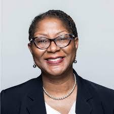 Robert Varwig's Instagram, Twitter & Facebook