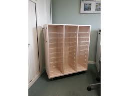 Le trieur est définitivement la fourniture scolaire indispensable pour cette rentrée scolaire. Trieur Courrier Mobile 3 Col Trimobb Slide Concept