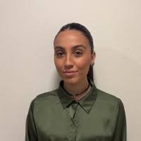 600+ "Saulle" profiles