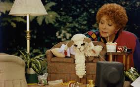 I have a stuffed animal of her and my daughter found it today and was asking about it. Lamb Chop S Play Along Tv Series 1992 1997 Imdb