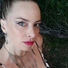 Tbt del año nuevo con mi dupla amada de EnCantaDos 🎵 . . . . #matrimonio  #cantantes #ENCANTADOS #tbt❤️ #añonuevo #2024 #newyear #anonovo #amor