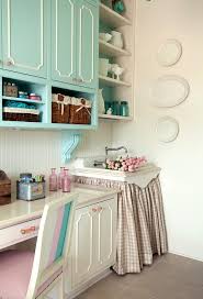 This is how my craft room looked when i first decorated it. Pink And Aqua Craft Room Design Ideas