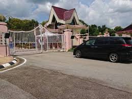 Kerajaan negeri akan menjadikan kediaman rasmi ketua menteri, seri bendahara, di sini, sebagai salah satu produk pelancongan di melaka. Melaka Tangguh Program Kerajaan Negeri