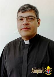 PADRE SIDNEY CONCLUI O MESTRADO EM DIREITO CANÔNICO