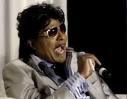 Alan Ow Barnes 项目:: Photos, videos, logos, illustrations and branding ::  Behance