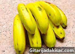Ambil batang pisang yang putih dan lunak, remas dg garam sampai layu, cuci bersih. Cara Menggoreng Pisang Pisang Pengetahuan 2021