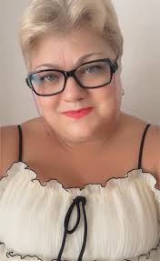 I'm a single woman who wants to give a lot of love I don't need money, I'm  just looking for someone who really appreciates me. ❤️❤️ Contact  me:https://heylink.me/Livechat_/