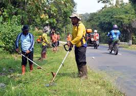 Kehidupan melarat orang yang tidak berguna kepada masyarakat. Ini Yang Anda Perlu Lakukan Jika Cermin Kereta Pecah Akibat Pekerja Mesin Rumput Di Tepi Jalan Mykmu Net