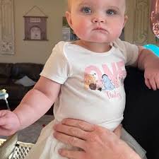 Classic Winnie the Pooh Bear Girls Personalized 1st Birthday Bodysuit ,  Vintage Pooh Bear Themed Birthday Bodysuit , Baby Girl Birthday