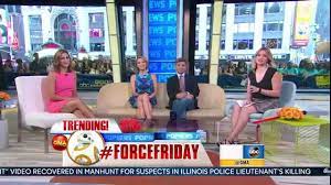 Abc news correspondent and former good morning america anchor paula faris has revealed that she suffered a devastating miscarriage while doing an interview with sean spicer in 2017. Paula Faris Strappy High Heels Hot Pink Dress Sept 9 2015 Youtube
