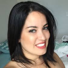 Taheisha Lugo (@lugoteesha)