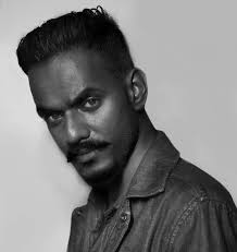 His signature look in the course of the 1950s was a shiny pompadour worn excessive on the entrance and combed right into a ducktail on the again. 1950s Hairstyles That Rocked The World