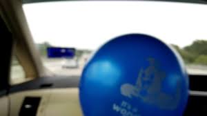 Cara kerja balon udara cara balon udara bekerja prinsipnya sangat sederhana yaitu setiap hari manusia menghirupnya, meminumnya, terapung atau tenggelam di. Magic Belon Terapung Youtube