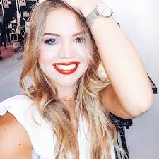 Kaunis kaader: Helen Adamson postitas kevadiselt rõõmsa pesupildi!