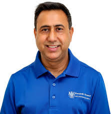 Deepak Anand's Instagram, Twitter & Facebook