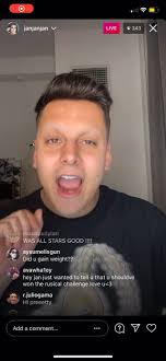 Jan is tired of people saying she can’t sing. 😳