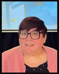 Such a fun show last night. Thank you for having us @queencitycomedy &  @fontaflora_clt