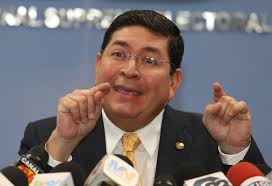 Araujo responde en Twitter: Coaccionaron mis derechos y no me voy a dejar