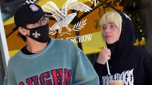 Billie has tended to keep her personal life quite private but recently pictures. Billie Eilish And Actor Matthew Tyler Vorce Spark Dating Rumors After Coffee Run See The Pic Entertainment Tonight