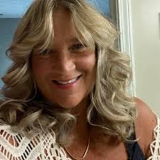 I am looking for a local lawyer to draw up a will. Any suggestions?