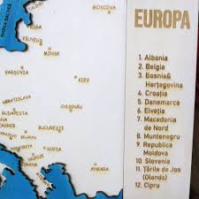 Cipru (în greacă κύπρος / kípros, în turcă kıbrıs) este o insulă din marea mediterană orientală, a treia ca mărime. Joc Educativ Din Lemn Gravat Harta Europei Pe Tari Si Capitale Emag Ro