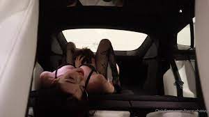 Hannahowo car sex tape